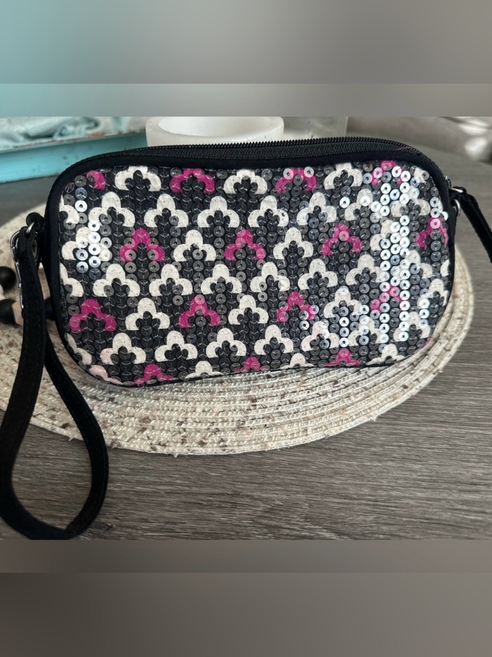 Vera Bradley Canterberry Magenta Shimmer Wristlet EC